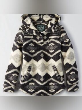 Woolrich x AEO Aztec Popover Hoodie